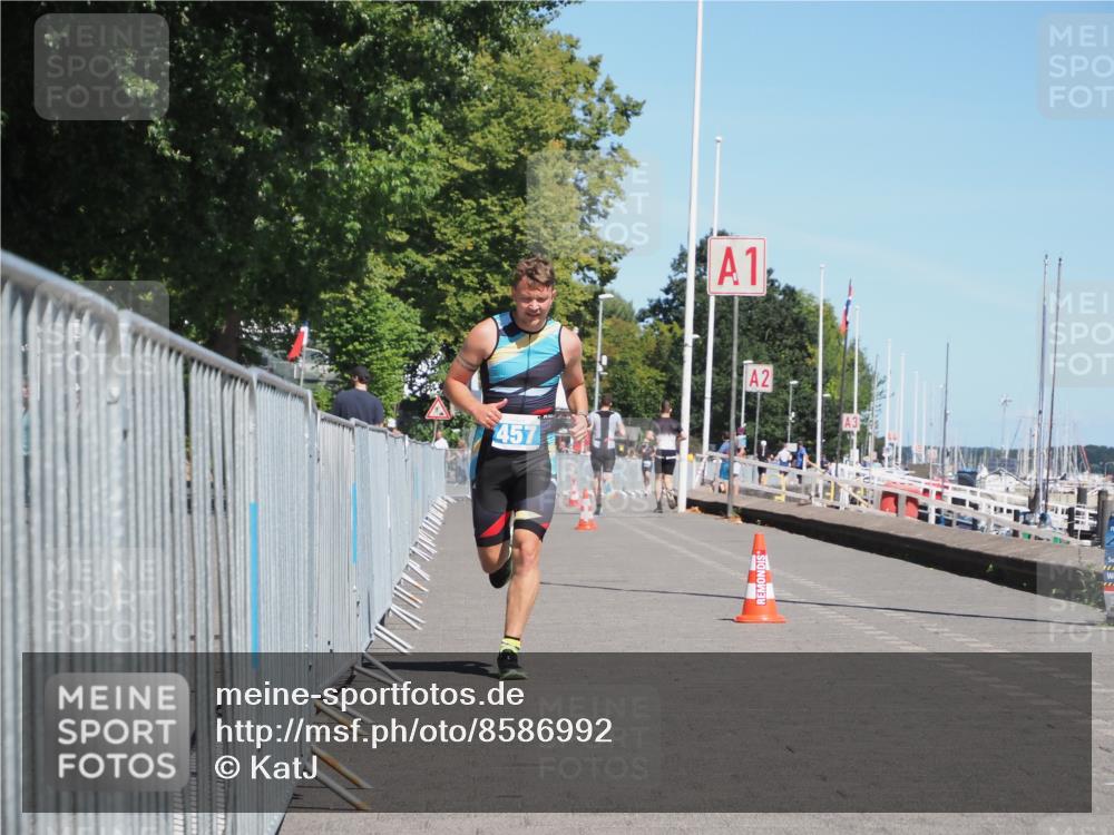 17.08.2025 - KN Förde Triathlon 2025 KatJ http://msf.ph/oto/8586992 17.08.2025 13:29:34 Laufen 457 meine-sportfotos.de