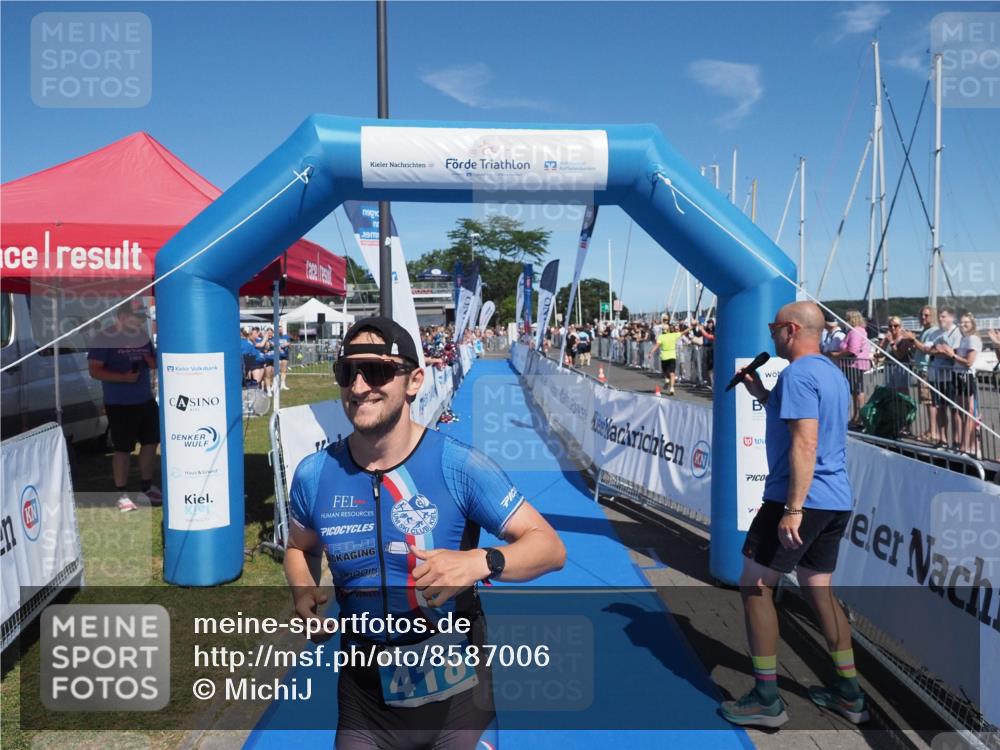 17.08.2025 - KN Förde Triathlon 2025 MichiJ http://msf.ph/oto/8587006 17.08.2025 13:37:09 Laufen 418 meine-sportfotos.de