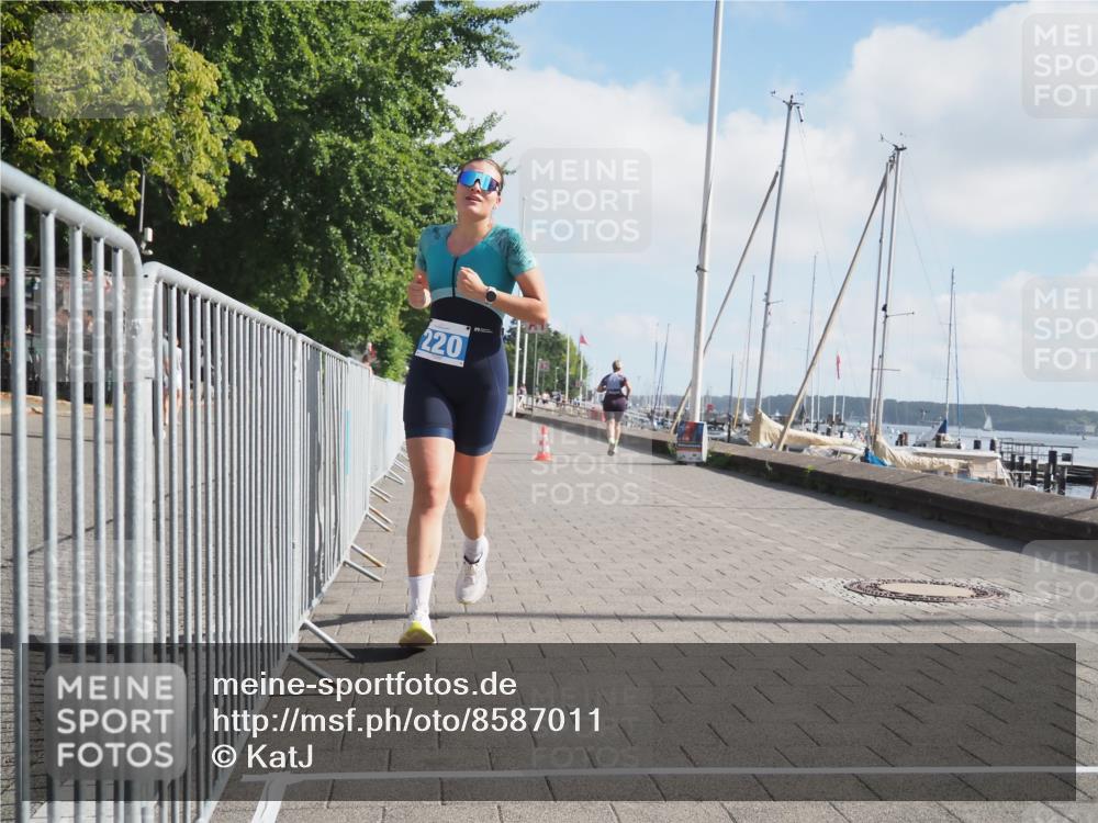 17.08.2025 - KN Förde Triathlon 2025 KatJ http://msf.ph/oto/8587011 17.08.2025 10:12:02 Laufen 116, 220 meine-sportfotos.de