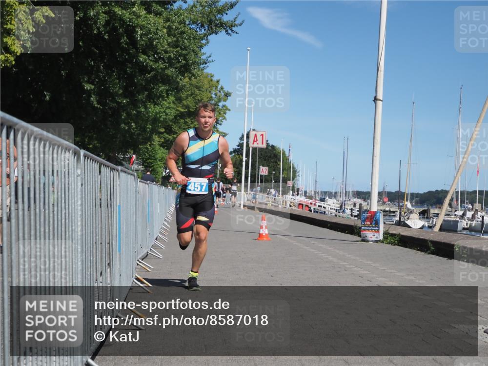 17.08.2025 - KN Förde Triathlon 2025 KatJ http://msf.ph/oto/8587018 17.08.2025 13:29:36 Laufen 457 meine-sportfotos.de