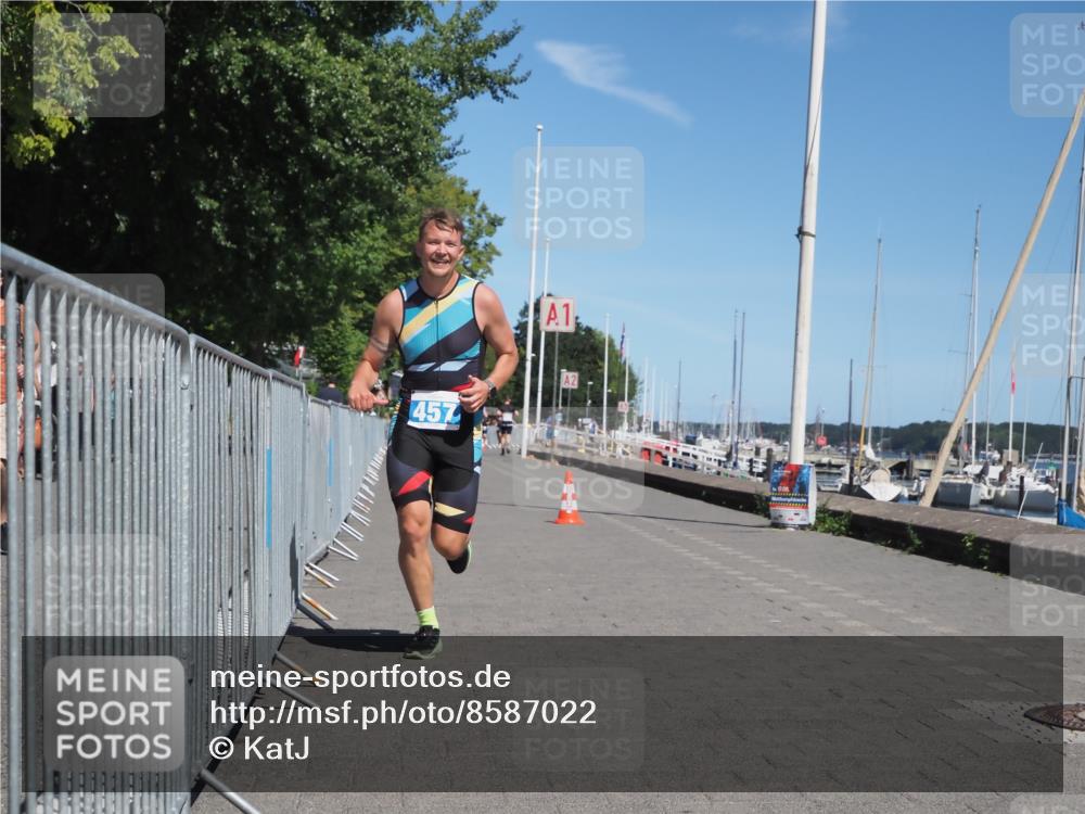 17.08.2025 - KN Förde Triathlon 2025 KatJ http://msf.ph/oto/8587022 17.08.2025 13:29:36 Laufen 457 meine-sportfotos.de