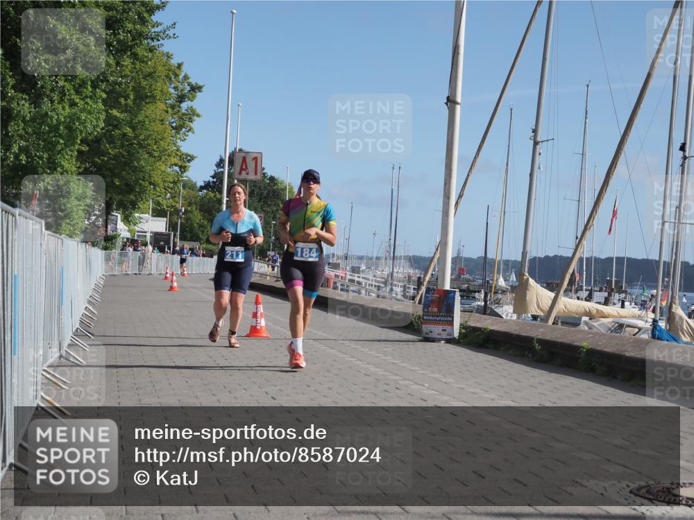 17.08.2025 - KN Förde Triathlon 2025 KatJ http://msf.ph/oto/8587024 17.08.2025 10:36:56 Laufen 184, 211 meine-sportfotos.de