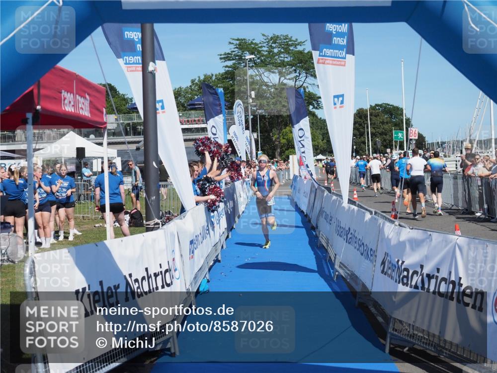 17.08.2025 - KN Förde Triathlon 2025 MichiJ http://msf.ph/oto/8587026 17.08.2025 13:38:52 Laufen 401 meine-sportfotos.de
