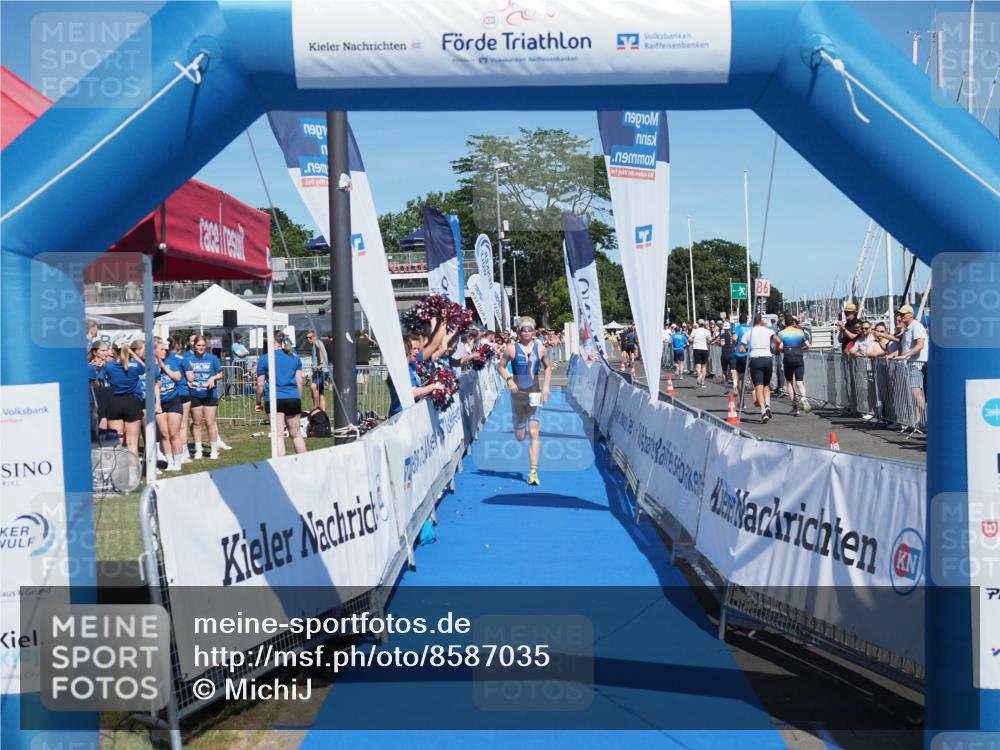 17.08.2025 - KN Förde Triathlon 2025 MichiJ http://msf.ph/oto/8587035 17.08.2025 13:38:52 Laufen 401 meine-sportfotos.de
