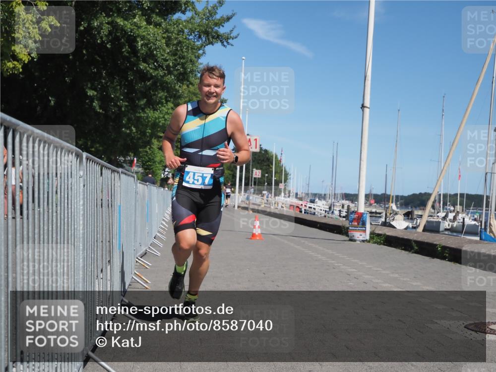 17.08.2025 - KN Förde Triathlon 2025 KatJ http://msf.ph/oto/8587040 17.08.2025 13:29:36 Laufen 457 meine-sportfotos.de