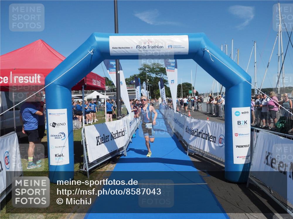 17.08.2025 - KN Förde Triathlon 2025 MichiJ http://msf.ph/oto/8587043 17.08.2025 13:38:54 Laufen 401 meine-sportfotos.de