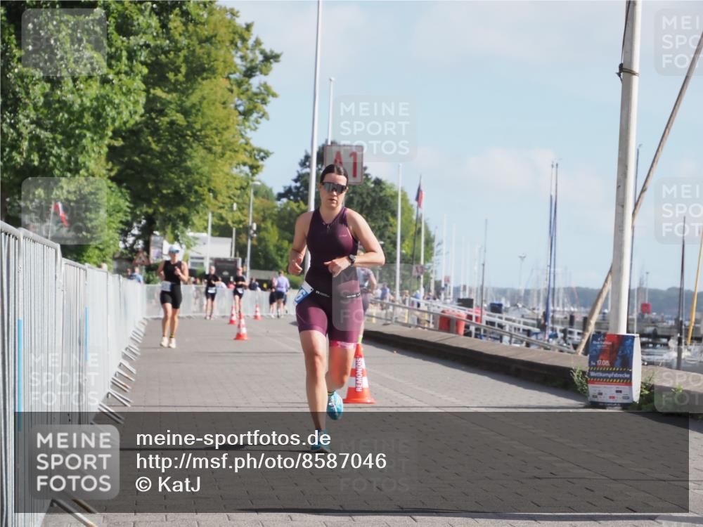 17.08.2025 - KN Förde Triathlon 2025 KatJ http://msf.ph/oto/8587046 17.08.2025 10:12:08 Laufen 116 meine-sportfotos.de