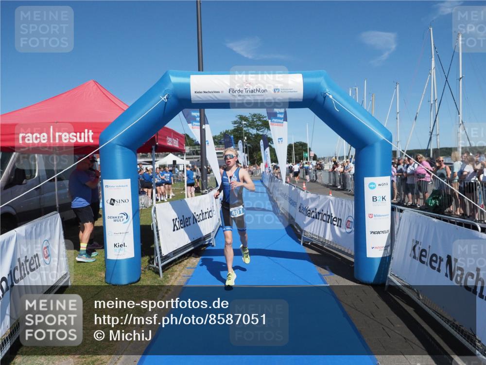 17.08.2025 - KN Förde Triathlon 2025 MichiJ http://msf.ph/oto/8587051 17.08.2025 13:38:54 Laufen 401 meine-sportfotos.de