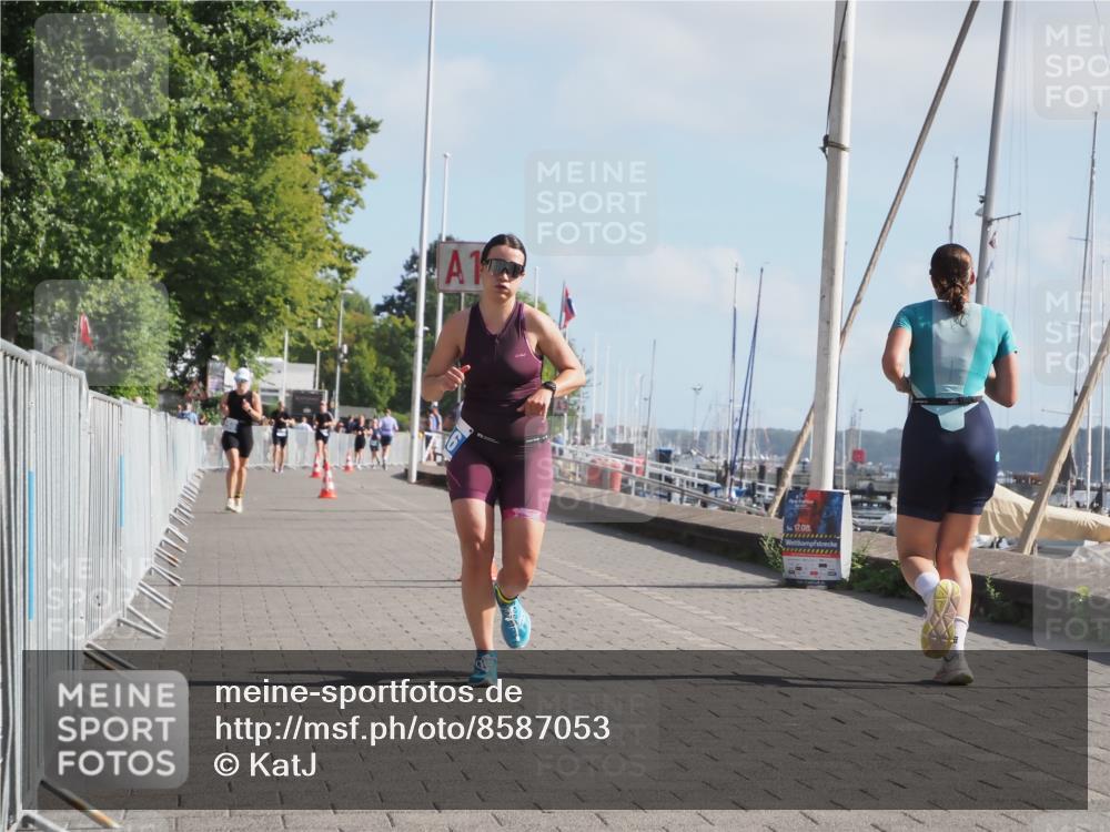 17.08.2025 - KN Förde Triathlon 2025 KatJ http://msf.ph/oto/8587053 17.08.2025 10:12:08 Laufen 116 meine-sportfotos.de
