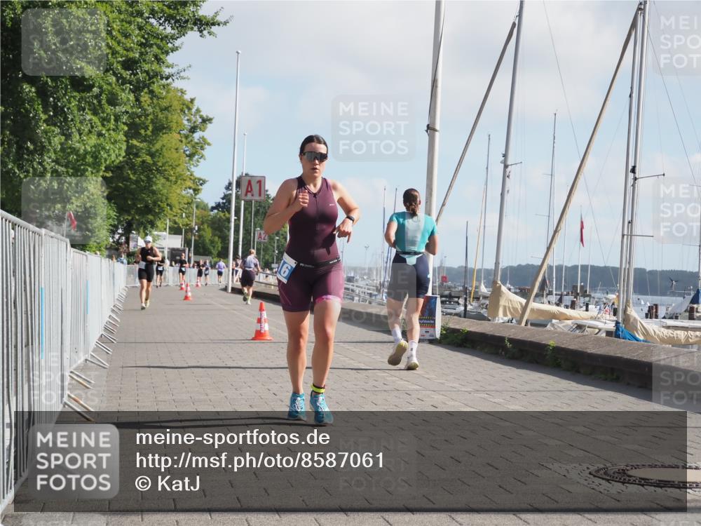 17.08.2025 - KN Förde Triathlon 2025 KatJ http://msf.ph/oto/8587061 17.08.2025 10:12:09 Laufen 116 meine-sportfotos.de