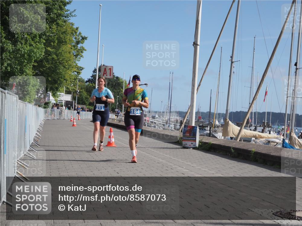 17.08.2025 - KN Förde Triathlon 2025 KatJ http://msf.ph/oto/8587073 17.08.2025 10:36:56 Laufen 184, 211 meine-sportfotos.de