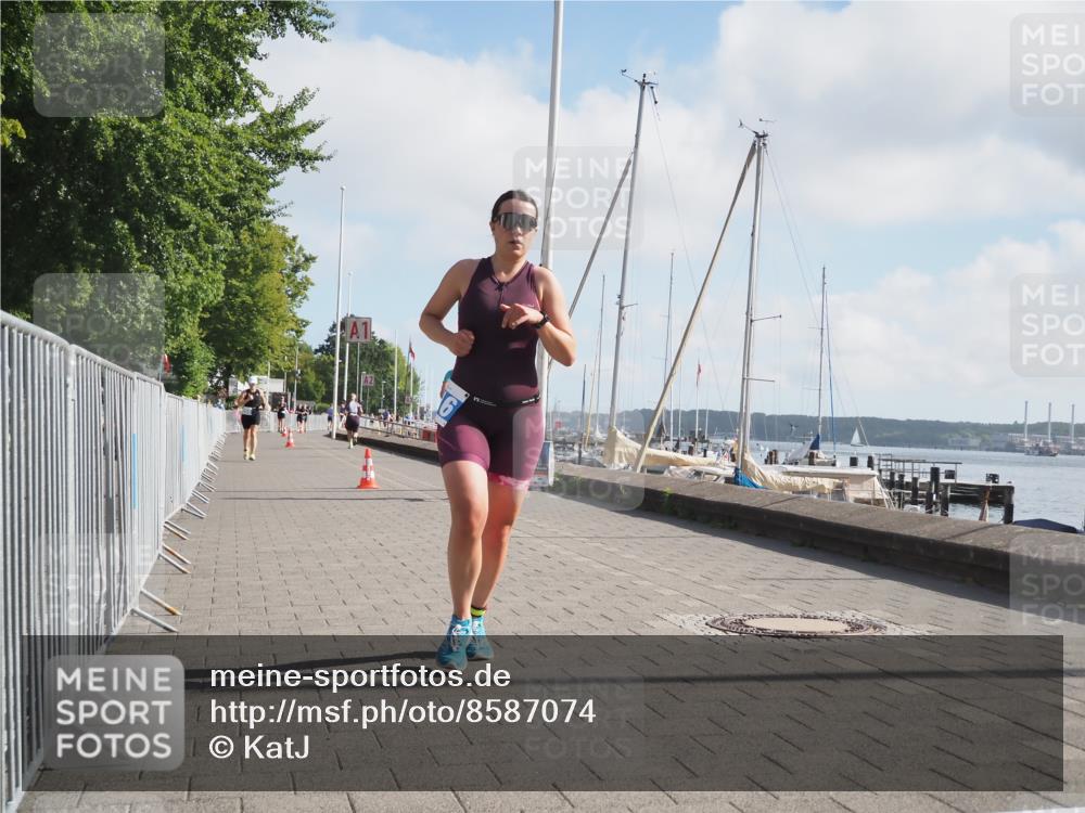 17.08.2025 - KN Förde Triathlon 2025 KatJ http://msf.ph/oto/8587074 17.08.2025 10:12:10 Laufen 116, 250 meine-sportfotos.de