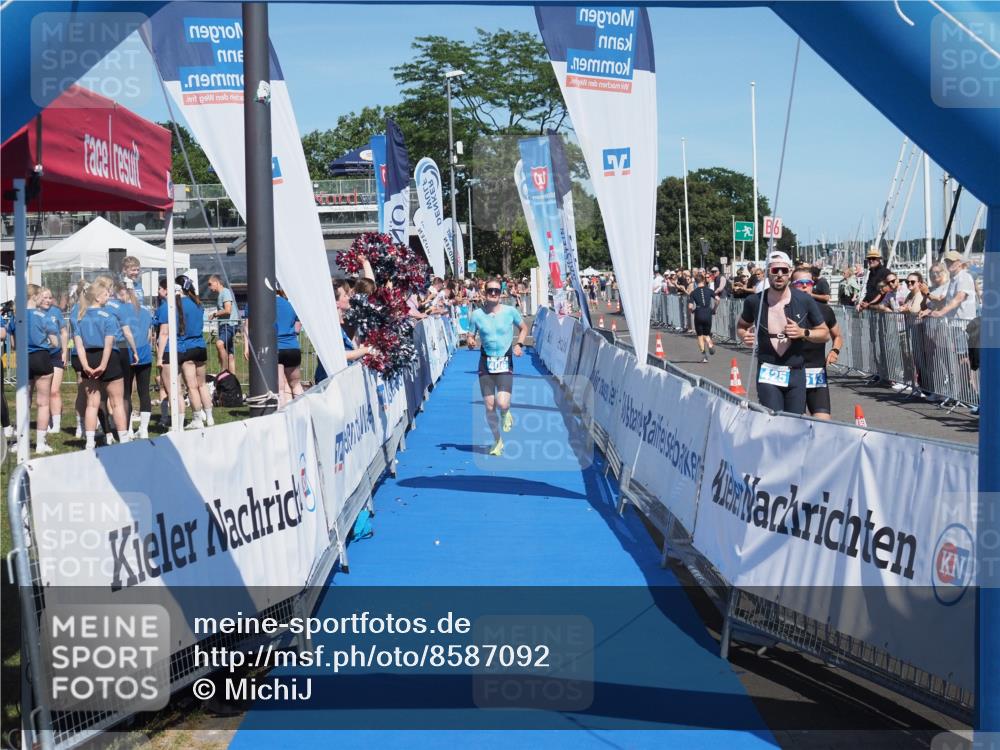 17.08.2025 - KN Förde Triathlon 2025 MichiJ http://msf.ph/oto/8587092 17.08.2025 13:39:31 Laufen 406 meine-sportfotos.de