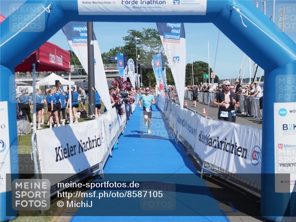 17.08.2025 - KN Förde Triathlon 2025 MichiJ http://msf.ph/oto/8587105 17.08.2025 13:39:32 Laufen 406 meine-sportfotos.de