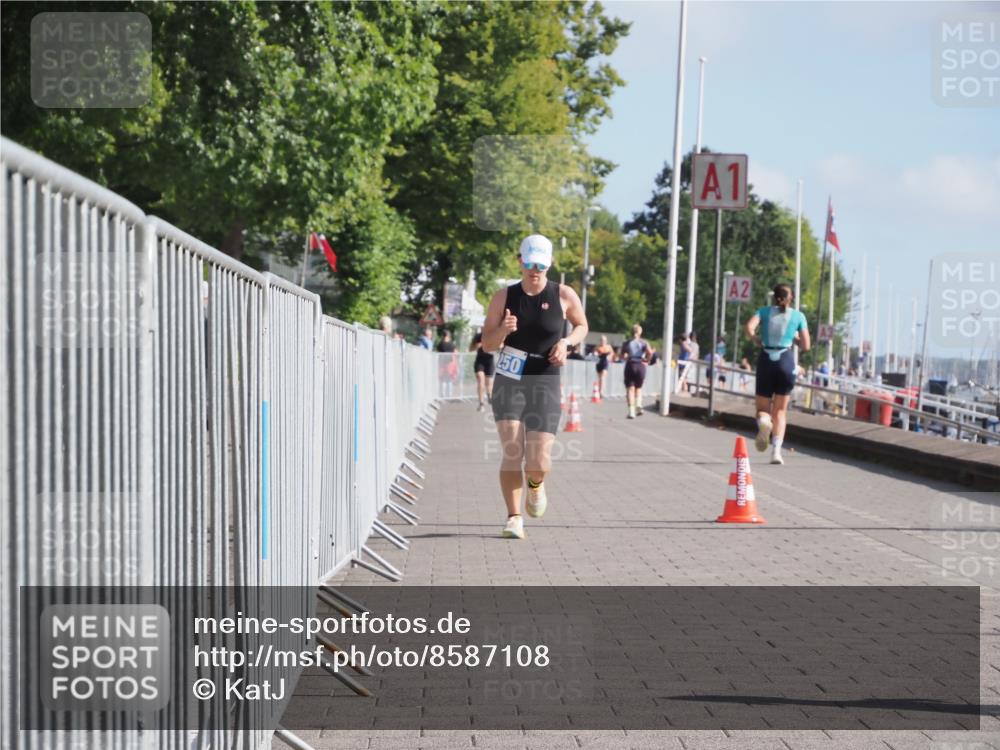 17.08.2025 - KN Förde Triathlon 2025 KatJ http://msf.ph/oto/8587108 17.08.2025 10:12:15 Laufen 250 meine-sportfotos.de