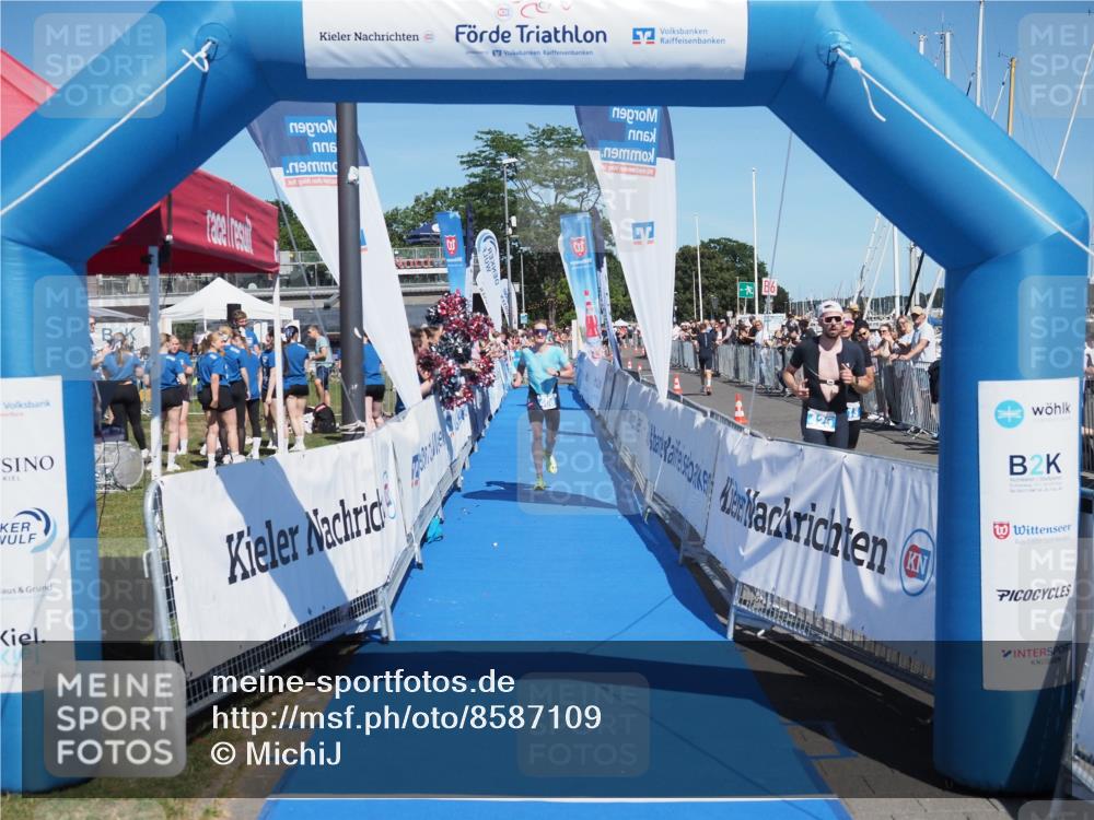 17.08.2025 - KN Förde Triathlon 2025 MichiJ http://msf.ph/oto/8587109 17.08.2025 13:39:32 Laufen 406 meine-sportfotos.de