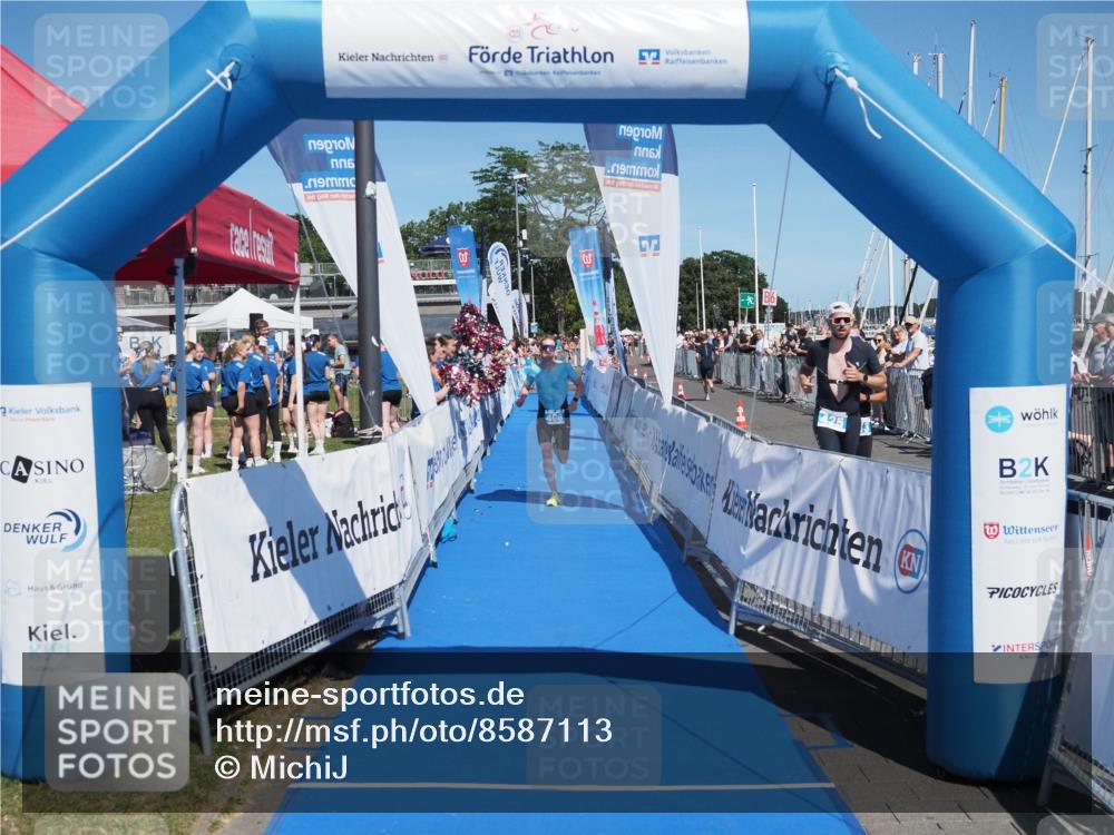 17.08.2025 - KN Förde Triathlon 2025 MichiJ http://msf.ph/oto/8587113 17.08.2025 13:39:32 Laufen 406 meine-sportfotos.de