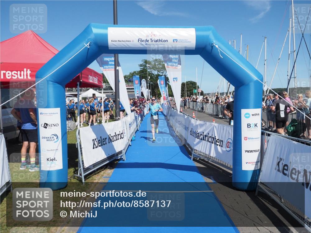 17.08.2025 - KN Förde Triathlon 2025 MichiJ http://msf.ph/oto/8587137 17.08.2025 13:39:33 Laufen 406 meine-sportfotos.de