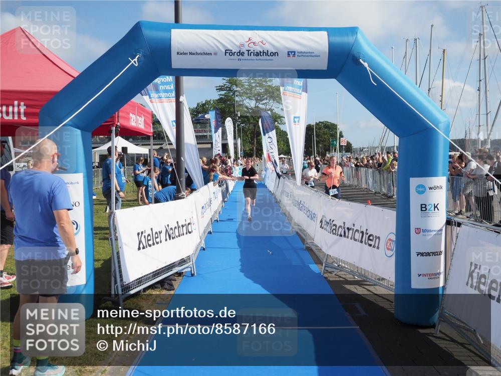 17.08.2025 - KN Förde Triathlon 2025 MichiJ http://msf.ph/oto/8587166 17.08.2025 10:27:16 Laufen 126 meine-sportfotos.de