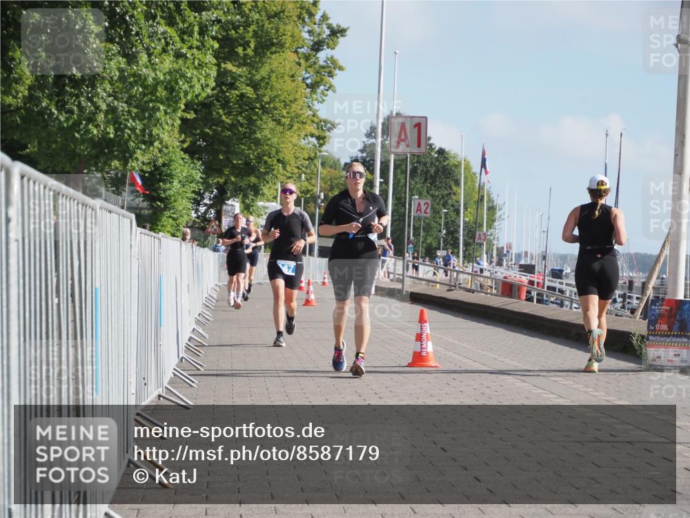17.08.2025 - KN Förde Triathlon 2025 KatJ http://msf.ph/oto/8587179 17.08.2025 10:12:28 Laufen 125, 147 meine-sportfotos.de