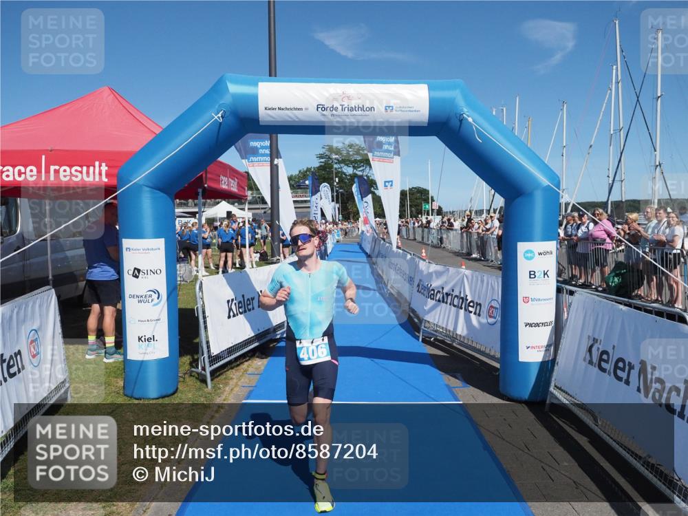 17.08.2025 - KN Förde Triathlon 2025 MichiJ http://msf.ph/oto/8587204 17.08.2025 13:39:34 Laufen 406 meine-sportfotos.de