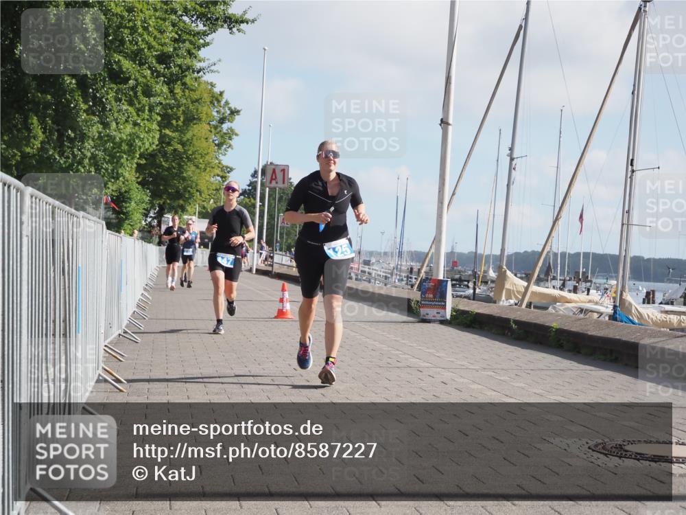 17.08.2025 - KN Förde Triathlon 2025 KatJ http://msf.ph/oto/8587227 17.08.2025 10:12:31 Laufen 125, 126, 147, 158 meine-sportfotos.de