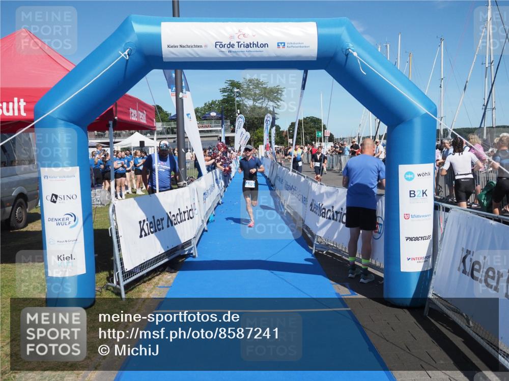 17.08.2025 - KN Förde Triathlon 2025 MichiJ http://msf.ph/oto/8587241 17.08.2025 13:41:13 Laufen 409 meine-sportfotos.de