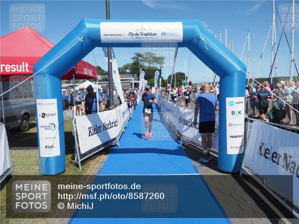 17.08.2025 - KN Förde Triathlon 2025 MichiJ http://msf.ph/oto/8587260 17.08.2025 13:41:13 Laufen 409 meine-sportfotos.de
