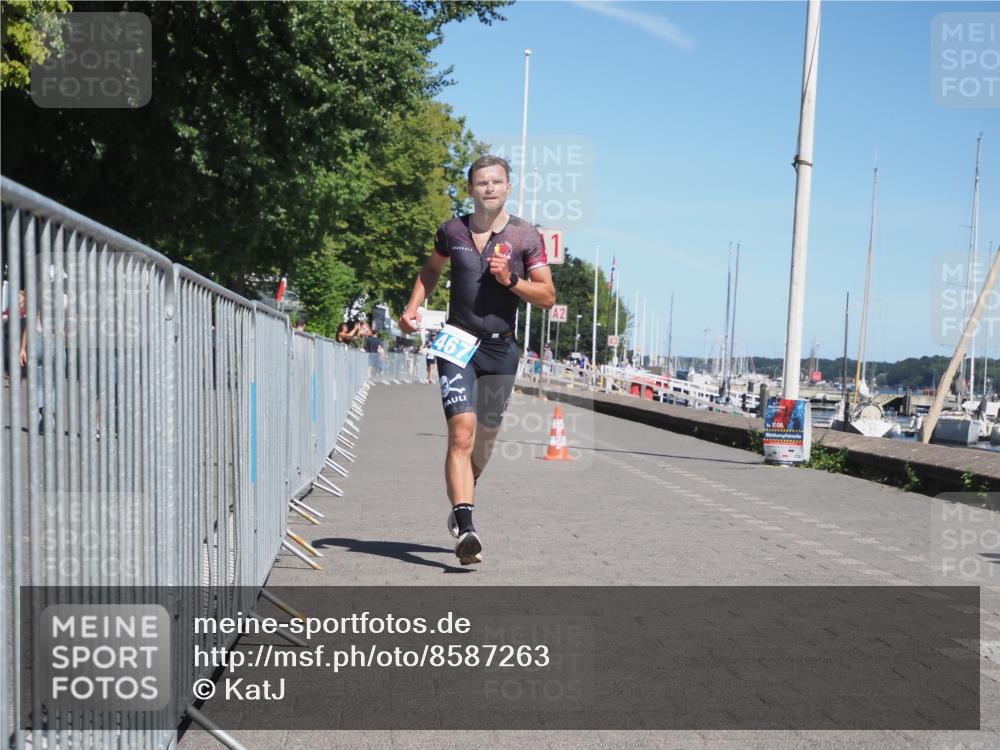 17.08.2025 - KN Förde Triathlon 2025 KatJ http://msf.ph/oto/8587263 17.08.2025 13:30:01 Laufen 411, 467 meine-sportfotos.de