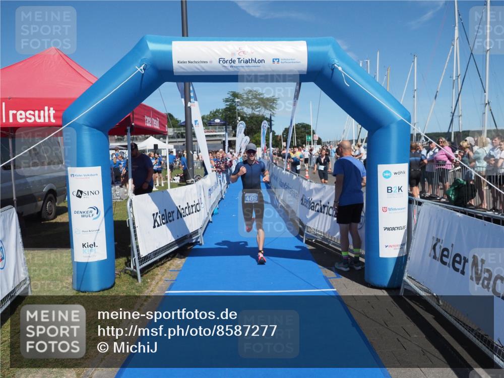 17.08.2025 - KN Förde Triathlon 2025 MichiJ http://msf.ph/oto/8587277 17.08.2025 13:41:14 Laufen 409 meine-sportfotos.de