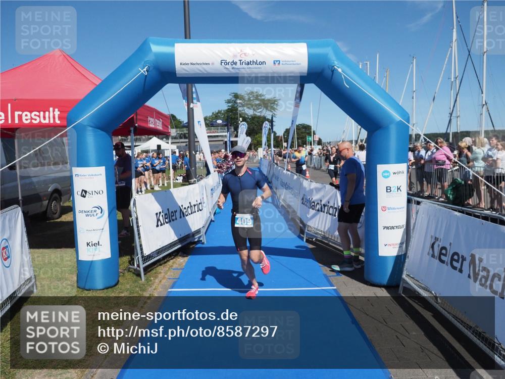 17.08.2025 - KN Förde Triathlon 2025 MichiJ http://msf.ph/oto/8587297 17.08.2025 13:41:14 Laufen 409 meine-sportfotos.de