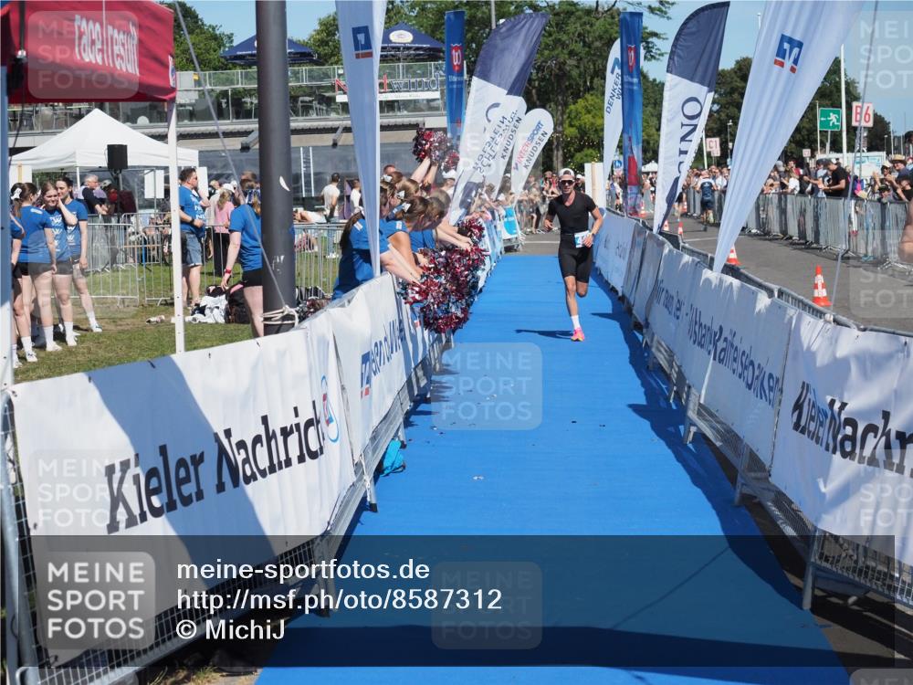 17.08.2025 - KN Förde Triathlon 2025 MichiJ http://msf.ph/oto/8587312 17.08.2025 13:41:52 Laufen 417 meine-sportfotos.de