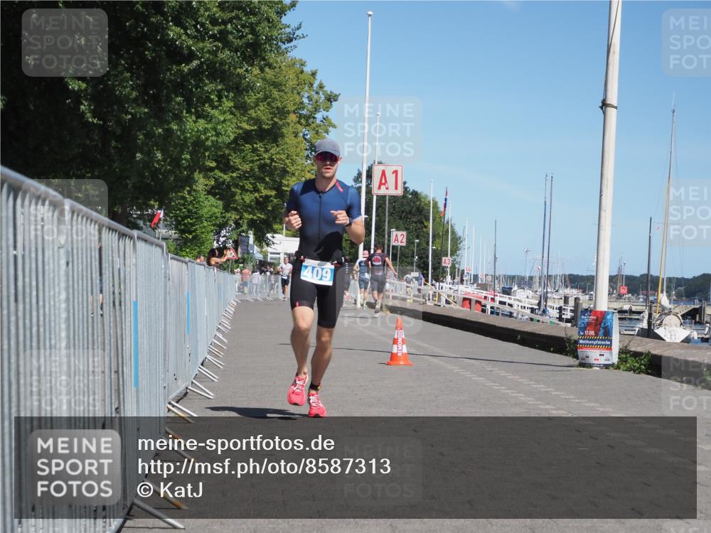 17.08.2025 - KN Förde Triathlon 2025 KatJ http://msf.ph/oto/8587313 17.08.2025 13:30:16 Laufen 409 meine-sportfotos.de