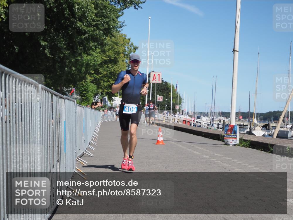 17.08.2025 - KN Förde Triathlon 2025 KatJ http://msf.ph/oto/8587323 17.08.2025 13:30:16 Laufen 409 meine-sportfotos.de
