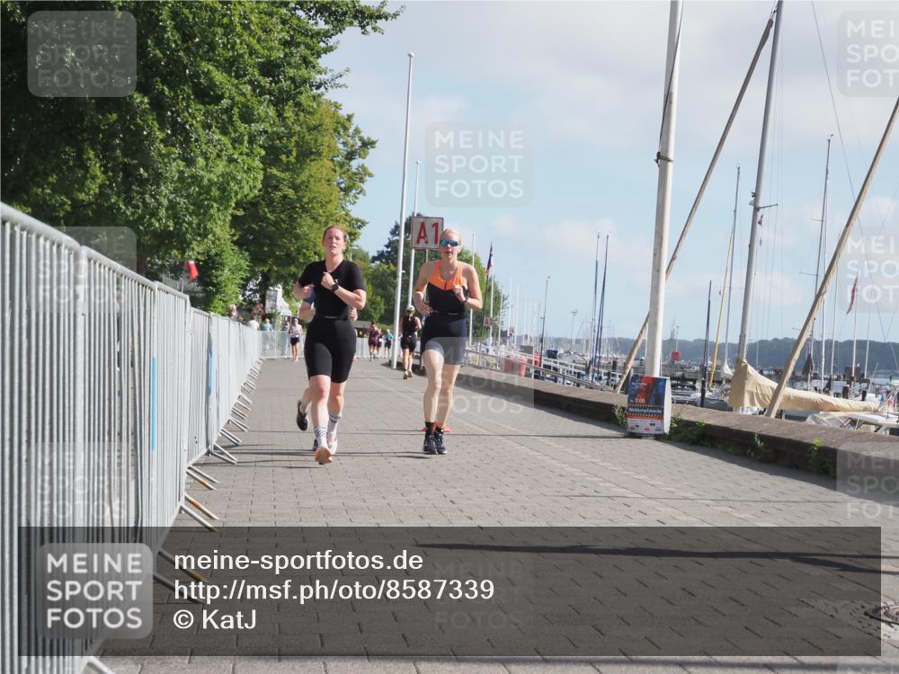 17.08.2025 - KN Förde Triathlon 2025 KatJ http://msf.ph/oto/8587339 17.08.2025 10:12:37 Laufen 126, 147, 148, 158 meine-sportfotos.de