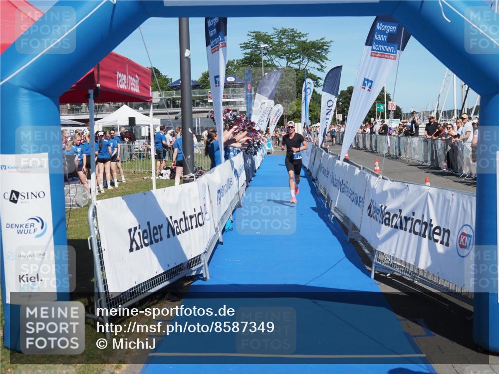 17.08.2025 - KN Förde Triathlon 2025 MichiJ http://msf.ph/oto/8587349 17.08.2025 13:41:53 Laufen 417 meine-sportfotos.de