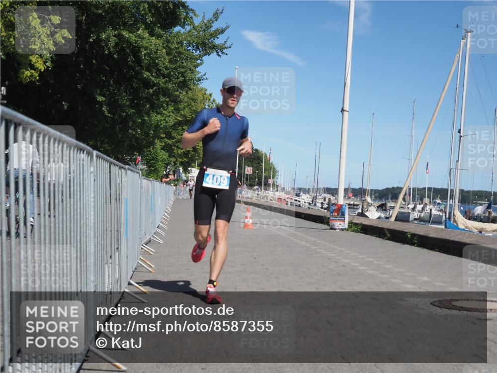 17.08.2025 - KN Förde Triathlon 2025 KatJ http://msf.ph/oto/8587355 17.08.2025 13:30:17 Laufen 409 meine-sportfotos.de