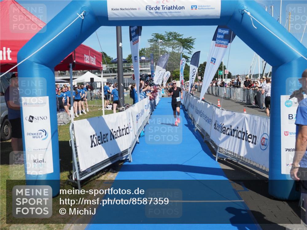 17.08.2025 - KN Förde Triathlon 2025 MichiJ http://msf.ph/oto/8587359 17.08.2025 13:41:53 Laufen 417 meine-sportfotos.de
