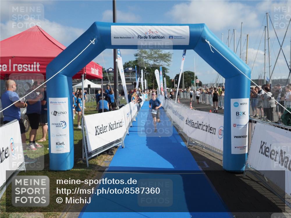 17.08.2025 - KN Förde Triathlon 2025 MichiJ http://msf.ph/oto/8587360 17.08.2025 10:27:42 Laufen 148 meine-sportfotos.de