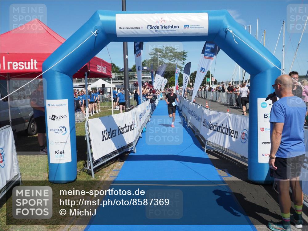 17.08.2025 - KN Förde Triathlon 2025 MichiJ http://msf.ph/oto/8587369 17.08.2025 13:41:53 Laufen 417 meine-sportfotos.de