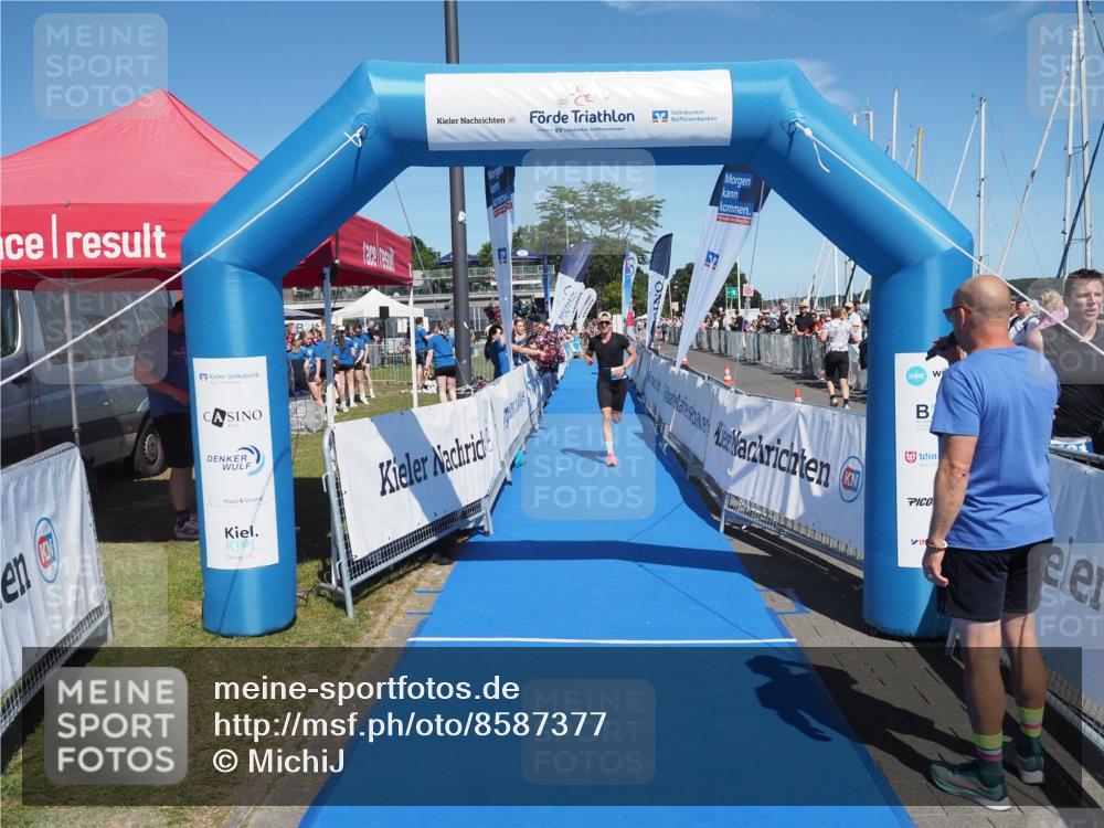 17.08.2025 - KN Förde Triathlon 2025 MichiJ http://msf.ph/oto/8587377 17.08.2025 13:41:54 Laufen 417 meine-sportfotos.de