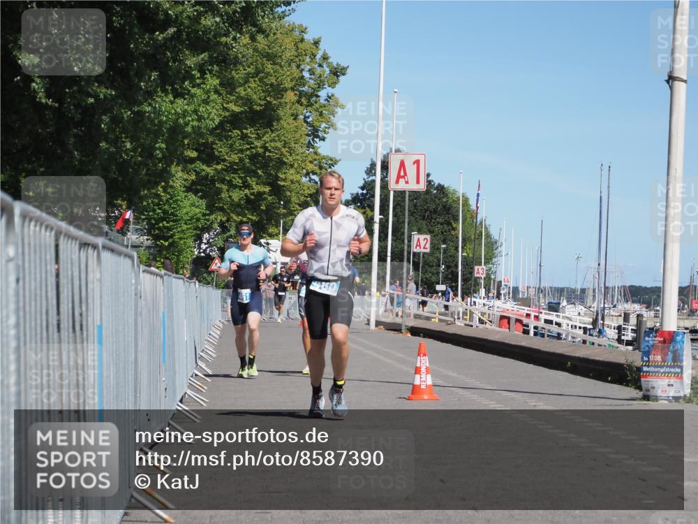 17.08.2025 - KN Förde Triathlon 2025 KatJ http://msf.ph/oto/8587390 17.08.2025 13:30:32 Laufen 404, 460, 461 meine-sportfotos.de