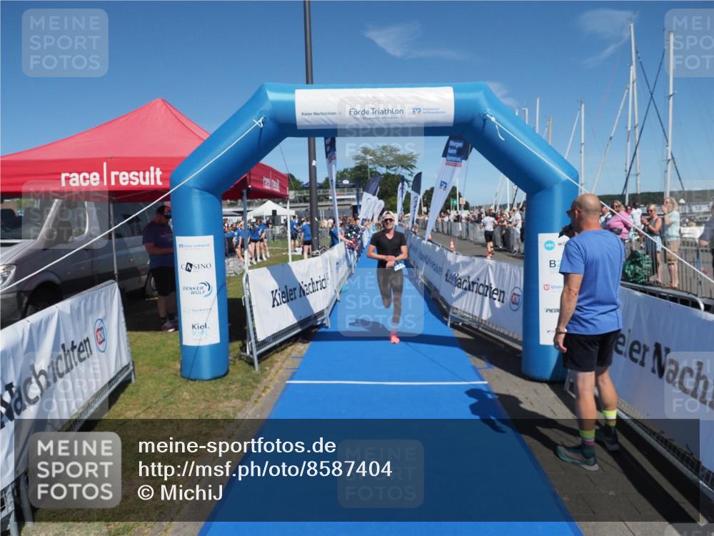 17.08.2025 - KN Förde Triathlon 2025 MichiJ http://msf.ph/oto/8587404 17.08.2025 13:41:55 Laufen 417 meine-sportfotos.de