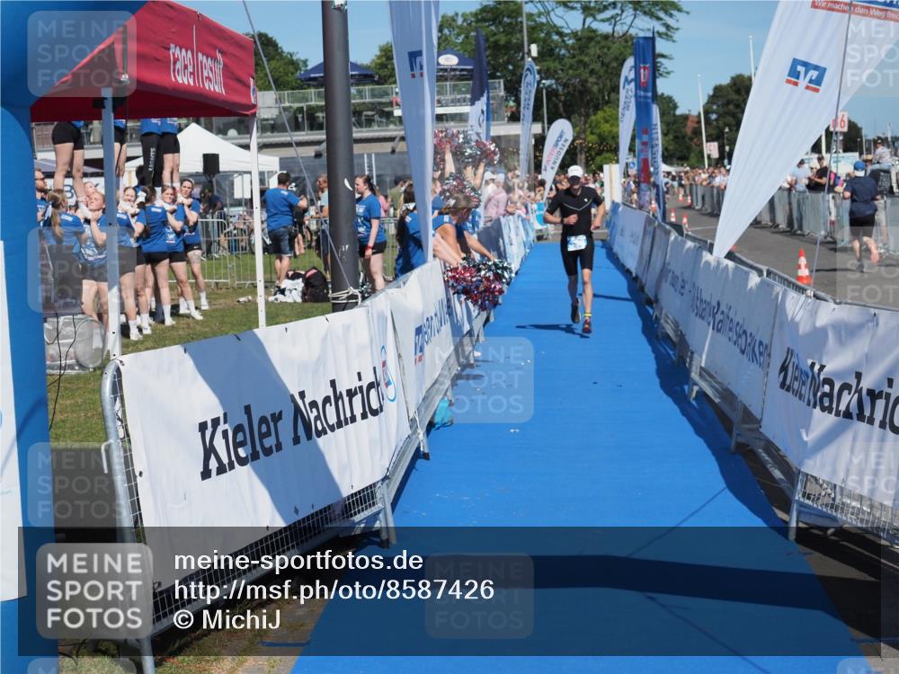 17.08.2025 - KN Förde Triathlon 2025 MichiJ http://msf.ph/oto/8587426 17.08.2025 13:42:02 Laufen 398 meine-sportfotos.de