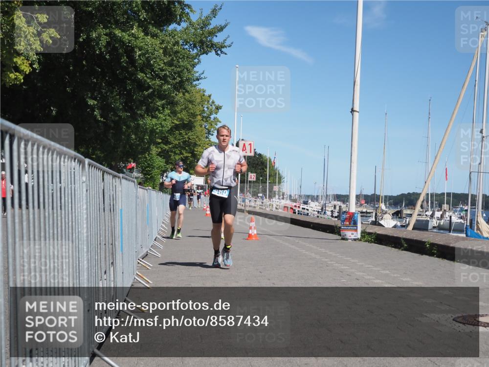 17.08.2025 - KN Förde Triathlon 2025 KatJ http://msf.ph/oto/8587434 17.08.2025 13:30:33 Laufen 404, 460, 461 meine-sportfotos.de