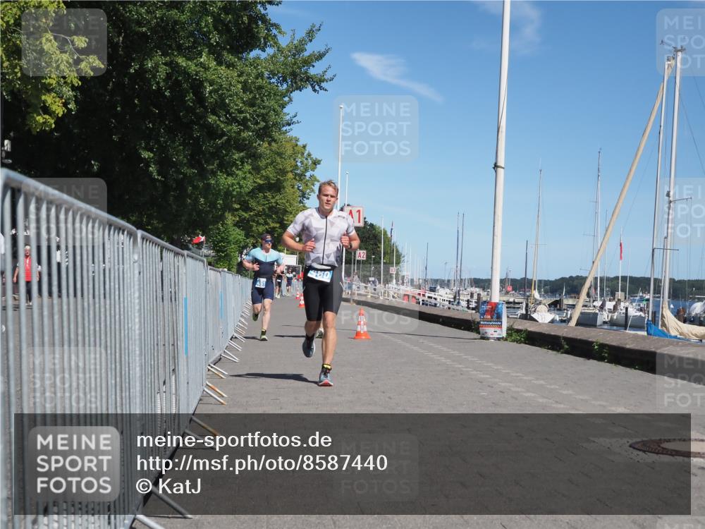 17.08.2025 - KN Förde Triathlon 2025 KatJ http://msf.ph/oto/8587440 17.08.2025 13:30:33 Laufen 404, 460, 461 meine-sportfotos.de