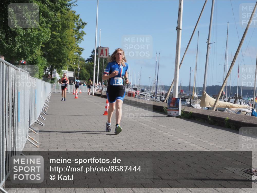 17.08.2025 - KN Förde Triathlon 2025 KatJ http://msf.ph/oto/8587444 17.08.2025 10:37:24 Laufen 149 meine-sportfotos.de