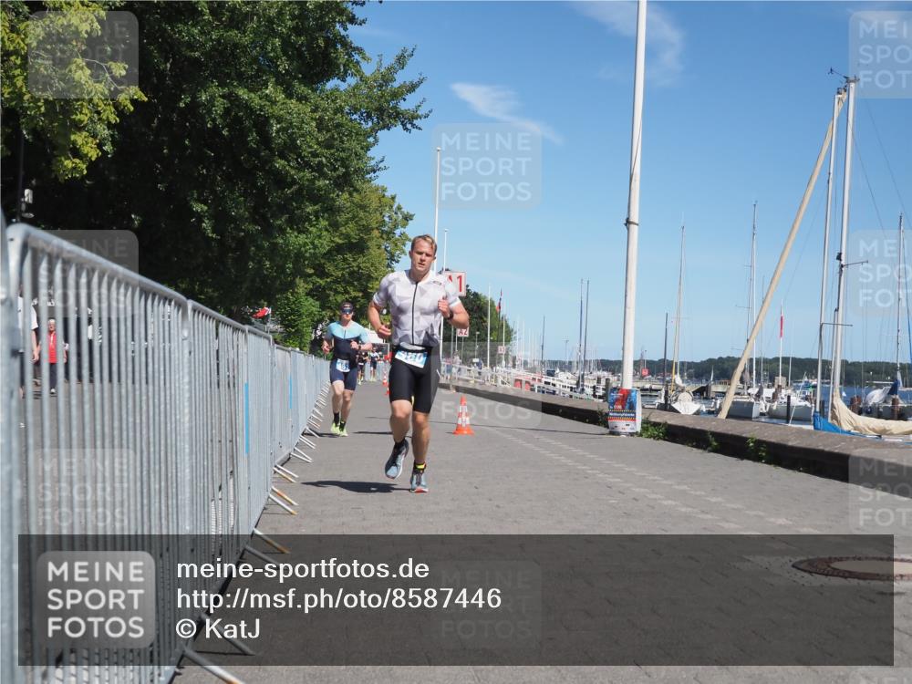 17.08.2025 - KN Förde Triathlon 2025 KatJ http://msf.ph/oto/8587446 17.08.2025 13:30:34 Laufen 404, 460, 461 meine-sportfotos.de