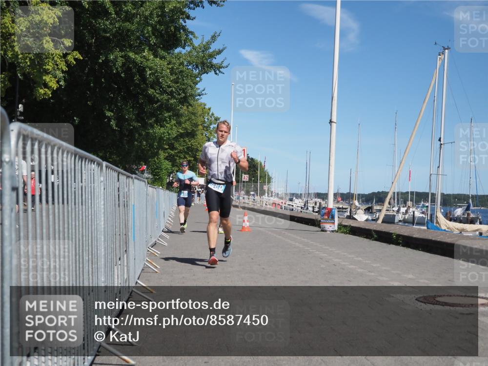 17.08.2025 - KN Förde Triathlon 2025 KatJ http://msf.ph/oto/8587450 17.08.2025 13:30:34 Laufen 404, 460, 461 meine-sportfotos.de