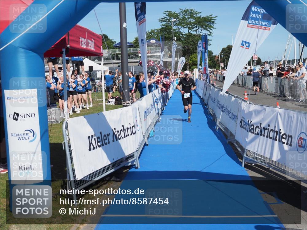 17.08.2025 - KN Förde Triathlon 2025 MichiJ http://msf.ph/oto/8587454 17.08.2025 13:42:03 Laufen 398 meine-sportfotos.de
